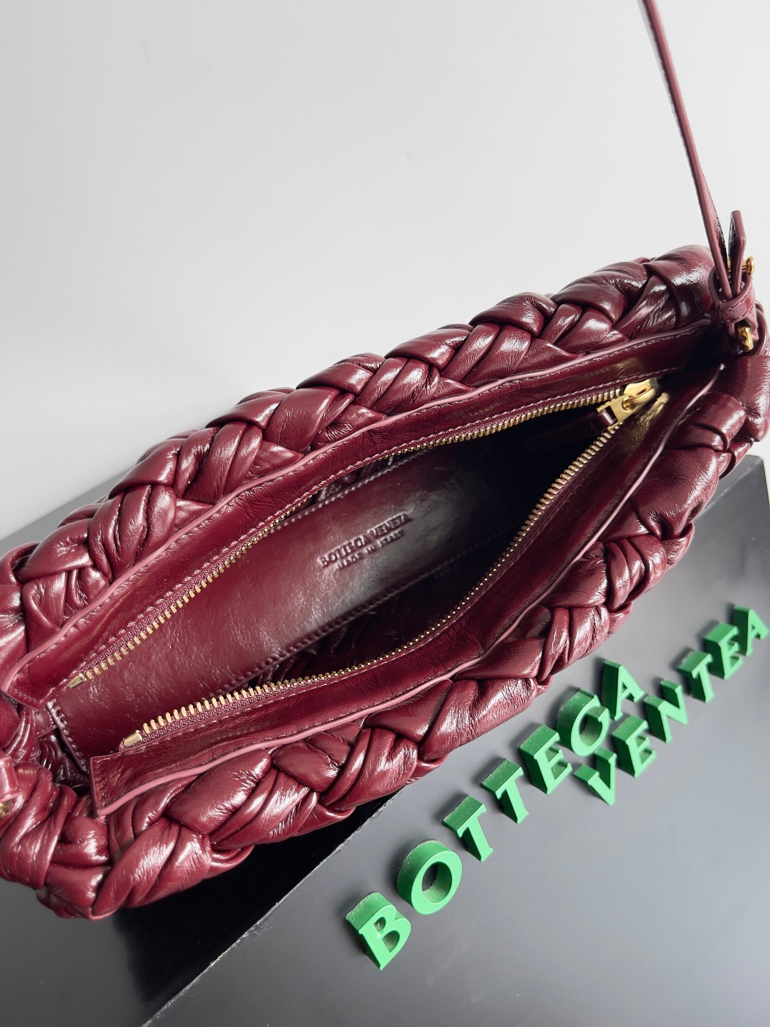 BV Kalimero chacha Bag 28.5cm Barolo Leather