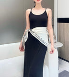 CHANEL 25S SCARF 90 IN SILK 732122