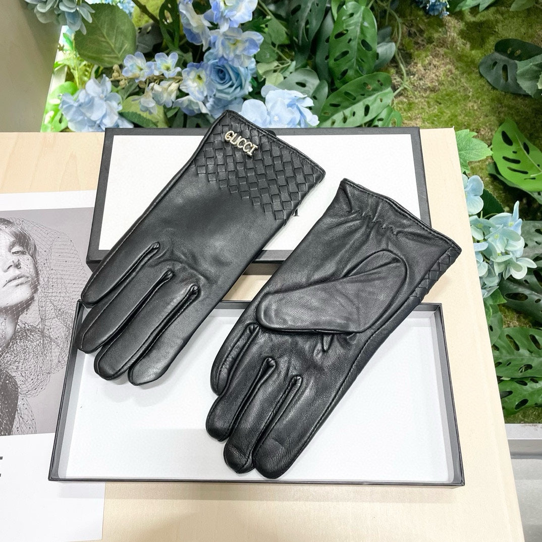 GLOVES IN BLACK SHEEPSKIN 456295
