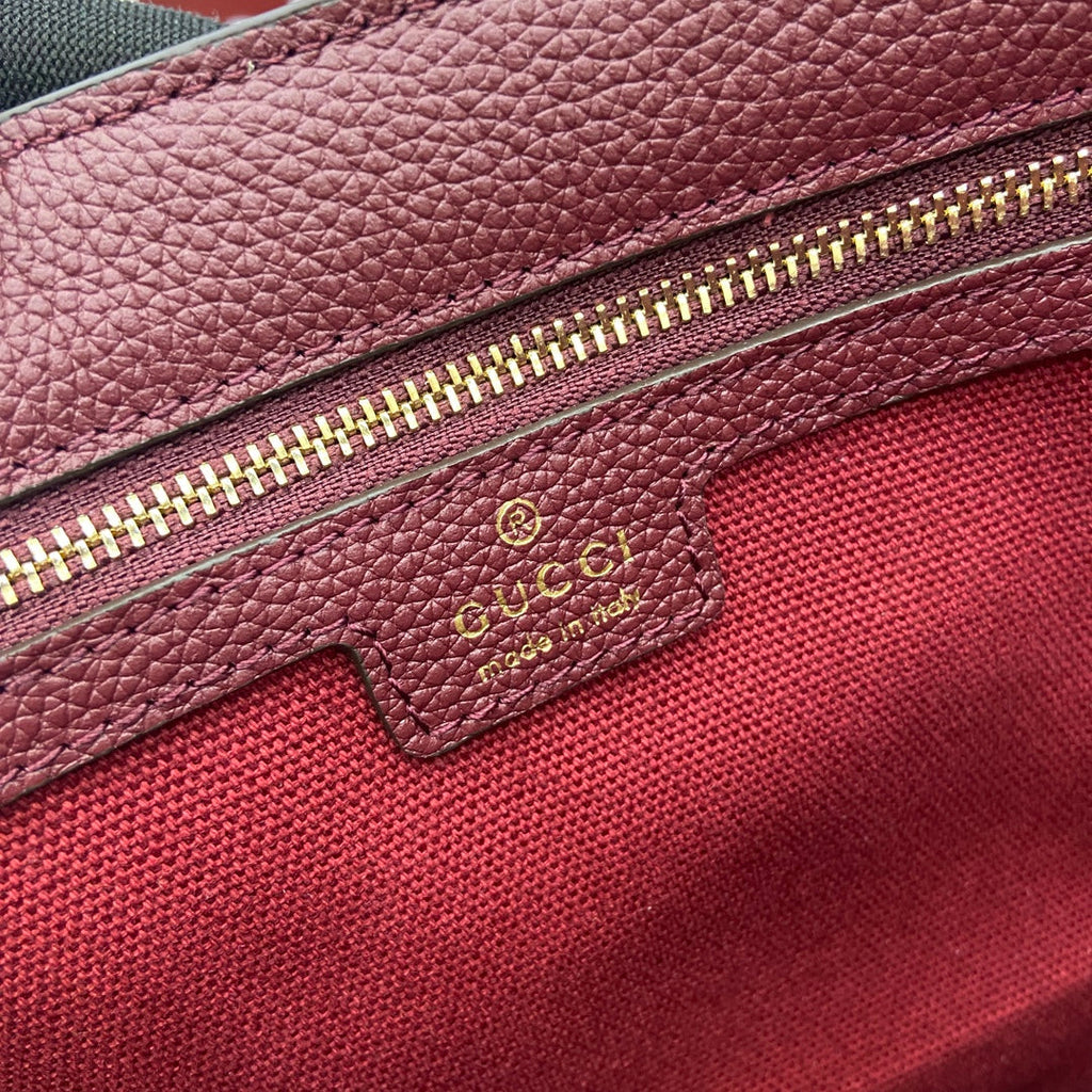 JACKIE LARGE SHOULDER BAG 40 IN BURGUNDY RED CALFSKIN GOLD HARDWARE
