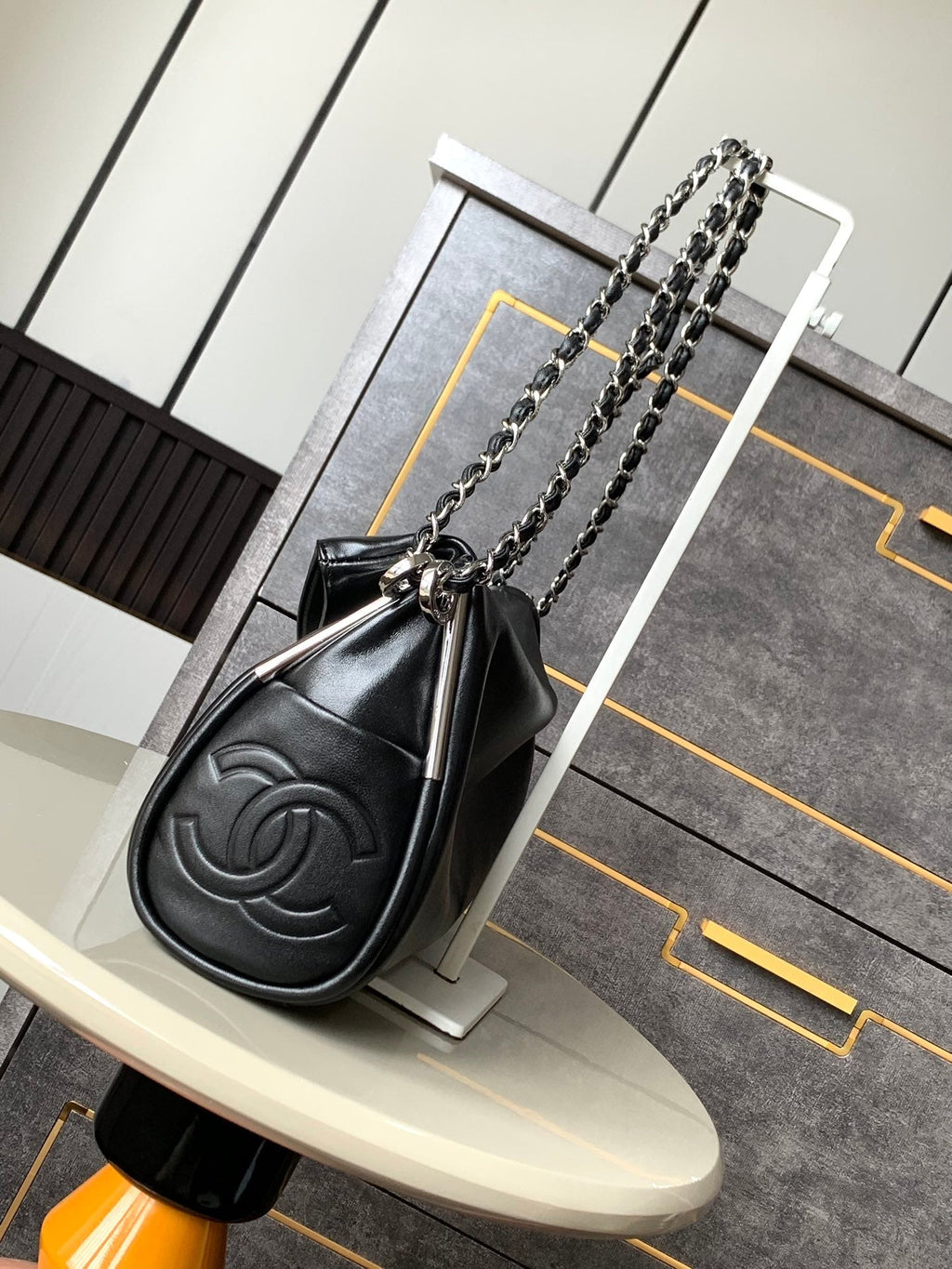 CHANEL 25S HOBO BAG 30 CM IN BLACK SMOOTH CALFSKIN