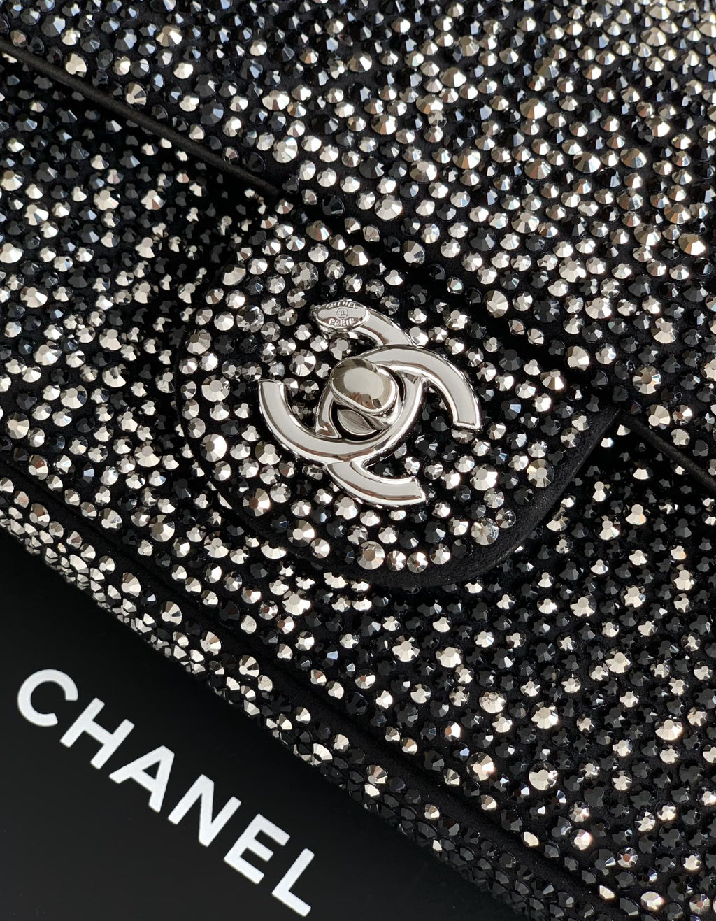 CC Classic Flap Bag 20cm Full Diamond Black Calfskin