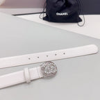 CC 30MM BELT IN WHITE CALFSKIN SILVER HARDWARE ATTACH PEARLS