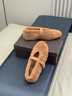 ALAIA 25S COZY MARY JANE SHEARLING FLATS IN CARAMEL