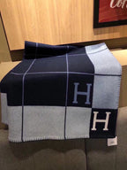 AVALON III THROW BLANKET 175 CM IN NAVY BLUE WOOL AND CASHMERE 351741