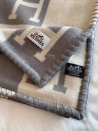 TIGRE BAYADERE BLANAVALON III THROW BLANKET IN LIGHT GRAY CASHMERE 407144