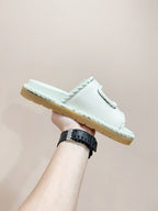 REFINED DAD SANDAL IN PISTACHIO GREEN LAMBSKIN MULE