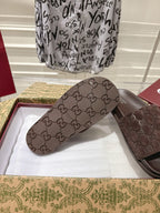 GG SLIDES IN DARK BROWN SUEDE WITH EMBOSSED LOGO STYLE 1