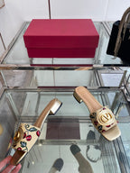 VLTN HIGH HEEL 25S 30 MM IN BEIGE FABRIC AND GOLD LAMBSKIN WITH EMBROIDERED CHERRY MOTIF