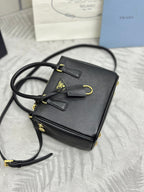 PRADA 25S GALLERIA MEDIUM BAG 20 IN BLACK CALFSKIN GOLD HARDWARE