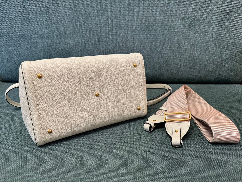 VALENTINO small handbag light beige calfskin 538532