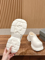 GRAFFITI THICK-SOLED CHEF SHOES IN WHITE RUBBER