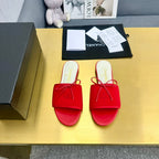 BOW SLIPPERS IN CANDY RED LAMBSKIN