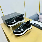 CLASSIC TRAINER IN BLACK MERCERIZED VELVET