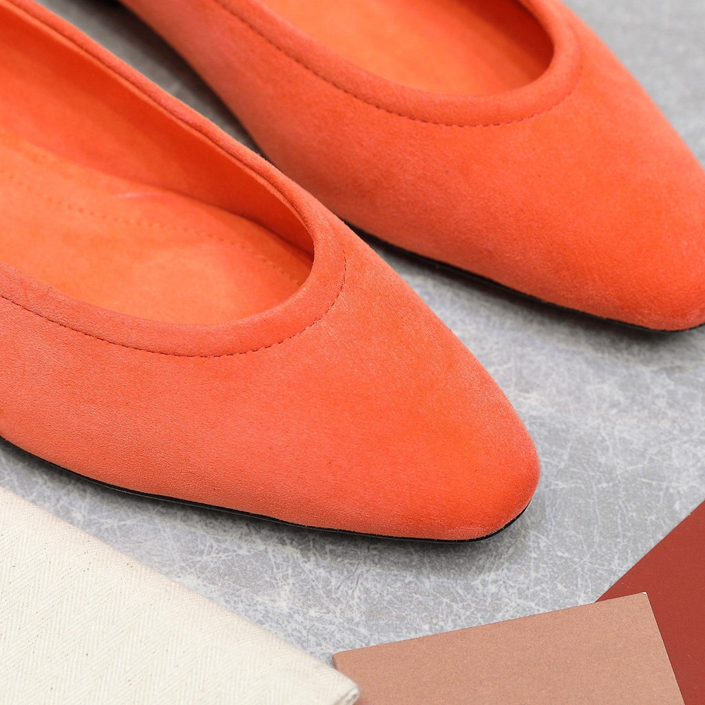 CLASSIC BALLET SHOES IN ORANGE SUEDUE