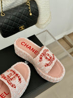 CLASSIC SLIPPERS THICK SOLE IN LIGHT PINK TWEED