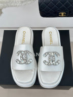 SLIPPERS THICK SOLE IN WHITE SATIN