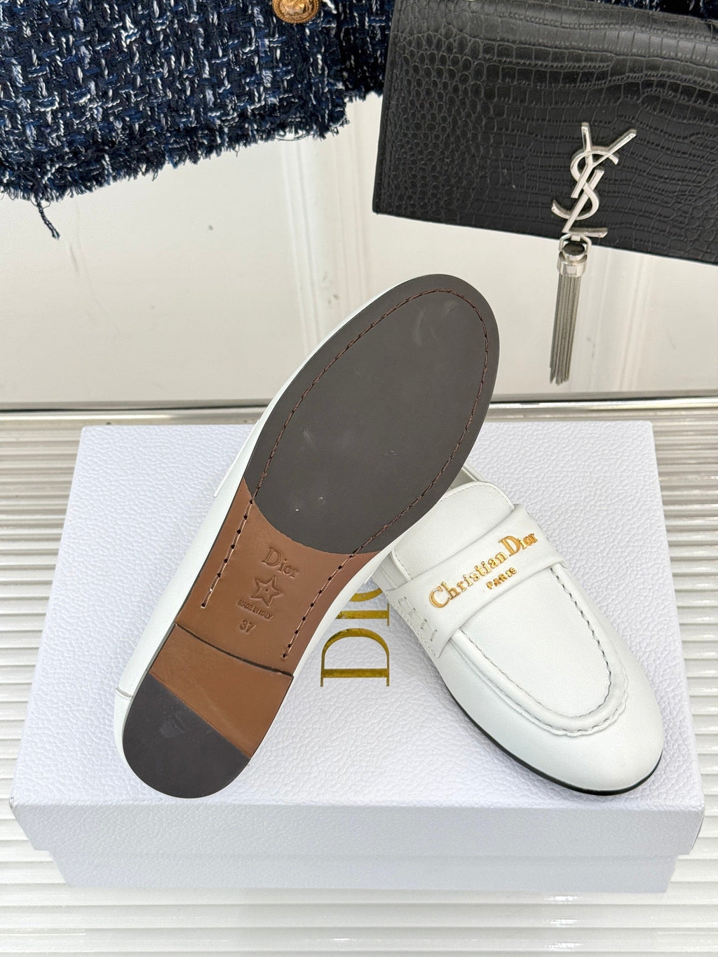 DIOR LOAFER 25S IN WHITE LAMBSKIN