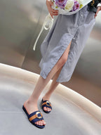 CHLOÉ SLIDE MULE IN NAVY BLUE DENIM AND BROWN CALFSKIN GOLD HARDWARE