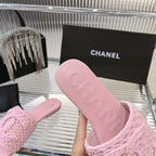 SLIPPERS LIGHT PINK SHEEPSKIN