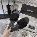 SLIPPERS BLACK SHEEPSKIN