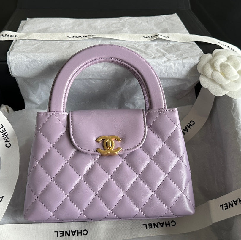 CHANEL  KELLY 25S 19 CM IN PURPLE LAMBSKIN WITH GOLD HARDWARE