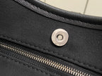 CARRY ALL PM 33.5 BLACK CLAFSKIN SILVER CHAIN