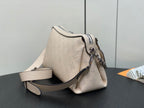 hand it all pm 29cm beige mahina calfskin