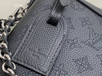 hand it all pm 29cm black mahina calfskin