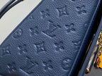 Twist MM Slim 23cm Navy Calfskin