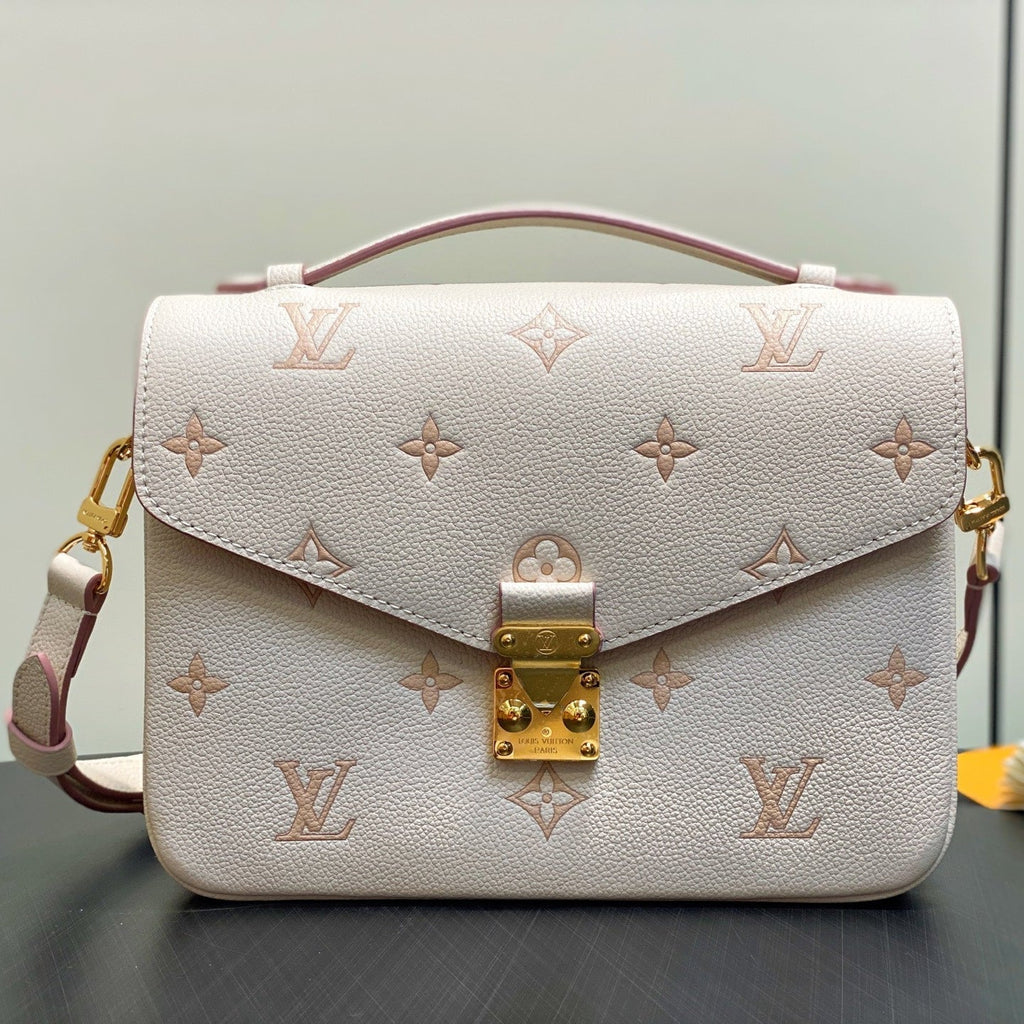 LV Pochette Métis 25cm Cream Grained Calfskin
