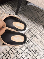 FLAT MULE IN LIGHT BROWN SUEDE WITH CRYSTALS