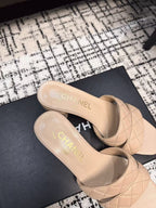 MID HEEL MULES IN MACAROON BEIGE SHEEPSKIN