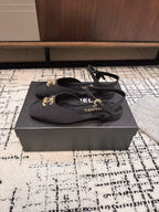 FLAT SLINGBACKS IN BLACK FABRIC