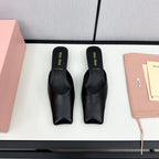 SQUARE TOE MULES BLACK SHEEPSKIN