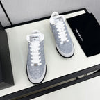 SPORTS SHOES IN GREY FABRIC