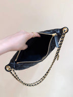 QUILTED HOBO SHOULDER BAG 26 IN BLACK GLOSSY LAMBSKIN