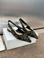 J'ADIOR SLINGBACK PUMP BLACK AND GOLD-TONE MILLEFIORI JACQUARD