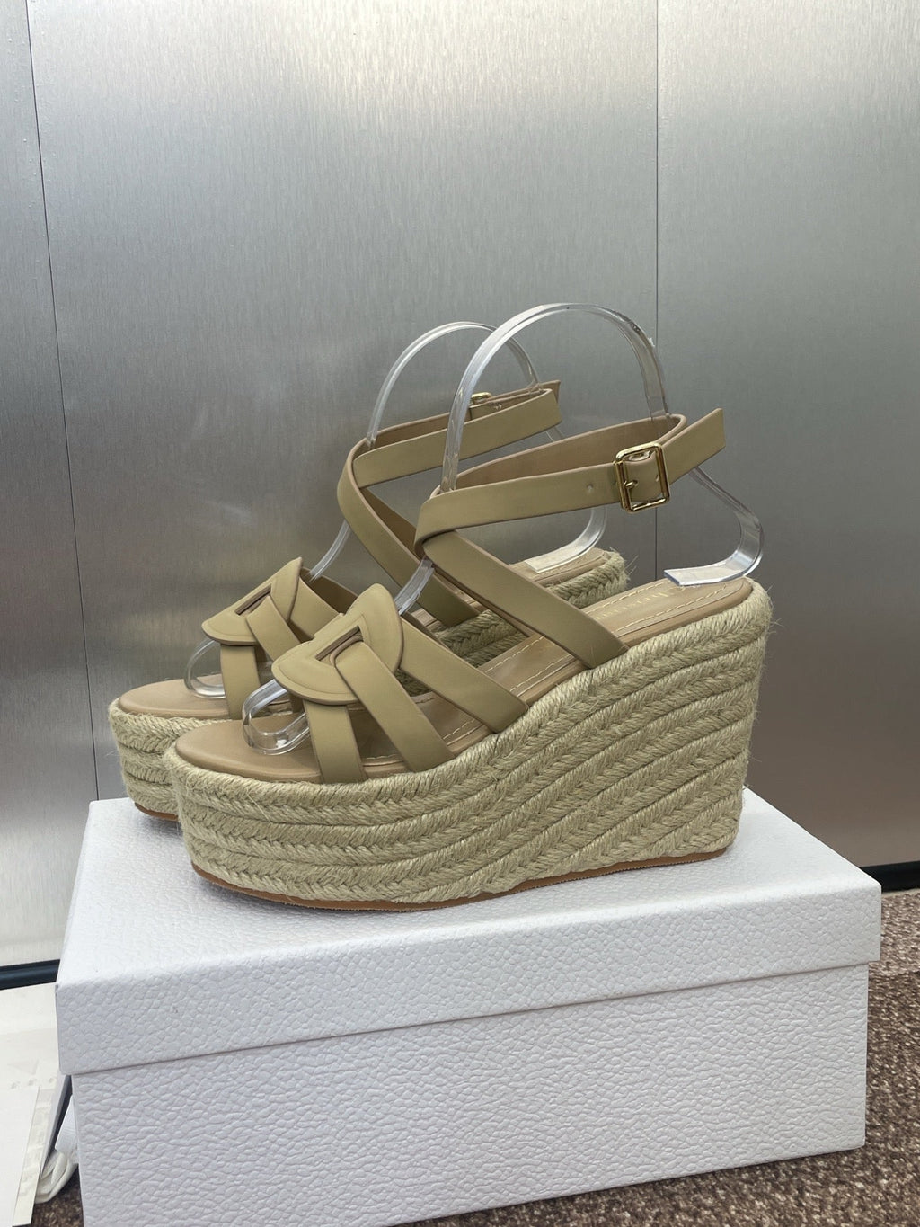 D-CLUB 25S HIGH HEEL WEDGE 100MM IN GOLDEN BEIGE CALFSKIN RAFFIA SOLE