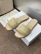 DIOR 25S D-LANE SLIDE LIGHT BEIGE CALFSKIN AND YELLOW BRAIDED RAFFIA