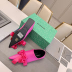 POINTED-TOE FLATS WITH BOW IN HOT PINK SOFT LAMBSKIN