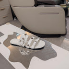 STRAPPY FLAT SANDALS IN WHITE STUDDED WAX-OIL SHEEPSKIN