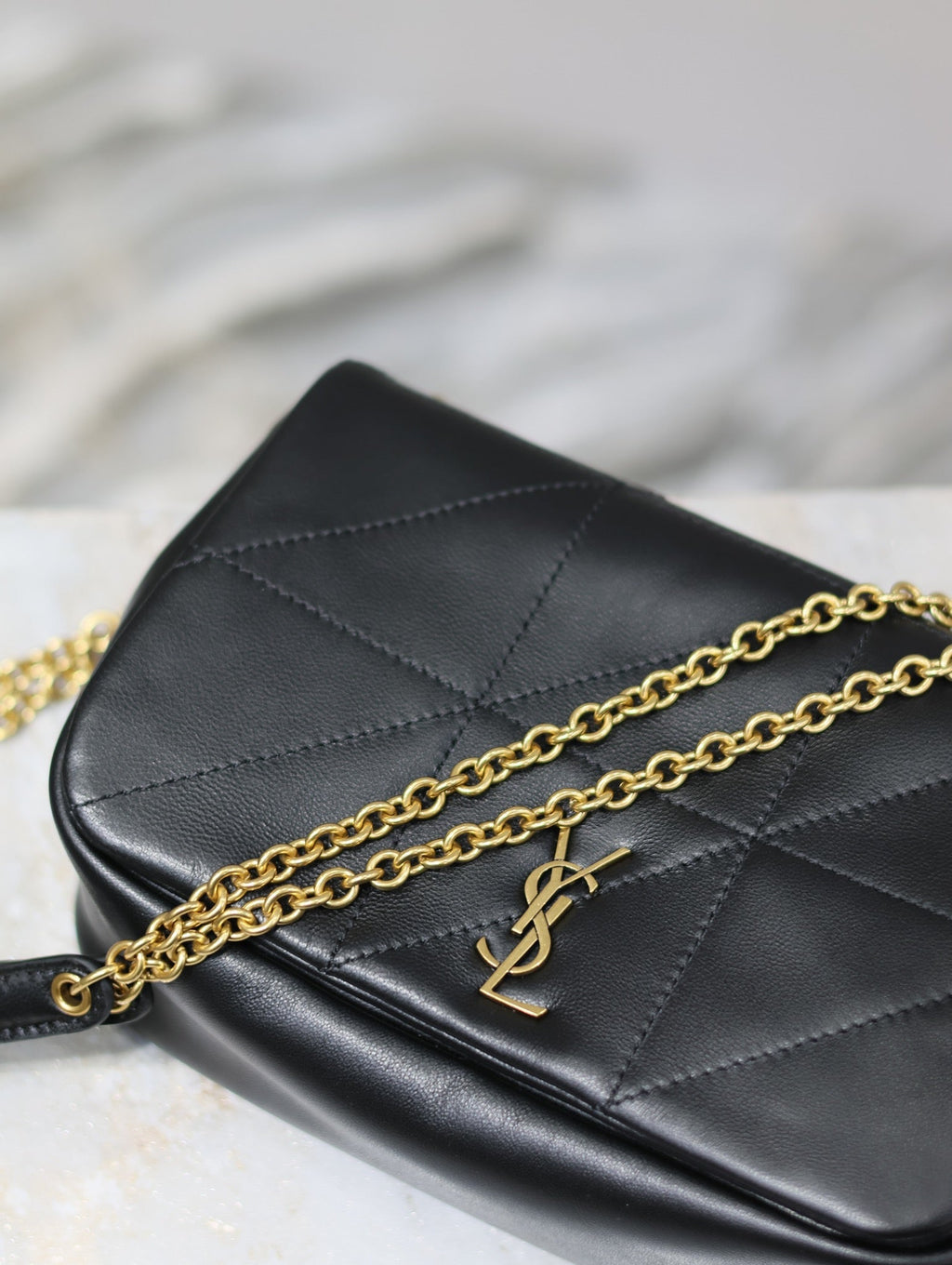 JAMIE 4.3 MINI BAG 20 IN BLACK LAMBSKIN GOLD HARDWARE