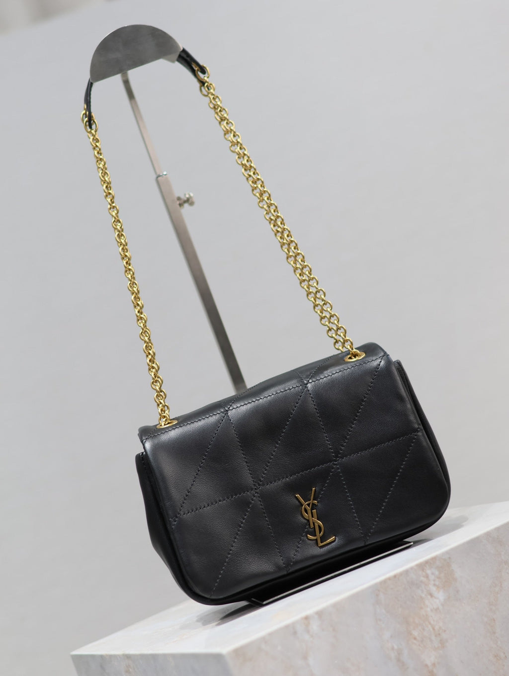 JAMIE 4.3 MINI BAG 20 IN BLACK LAMBSKIN GOLD HARDWARE