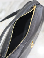 CAMERA SUPPLE BAG 28 IN BLACK SMOOTH LAMBSKIN GOLD HARDWARE