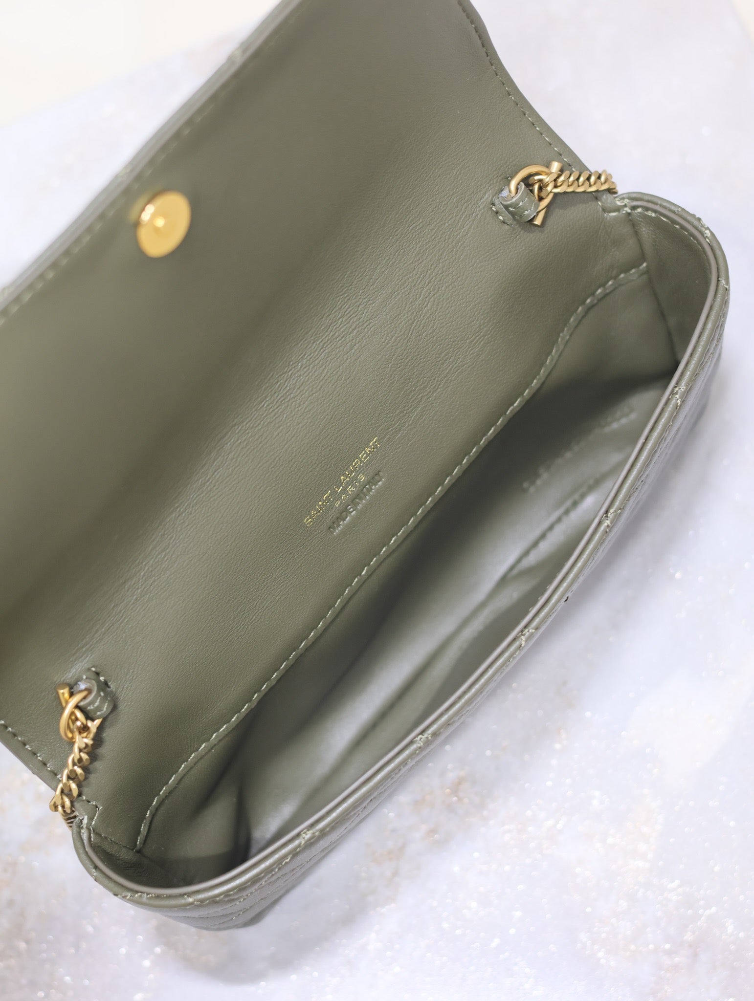 Gaby Phone Bag 19cm Olive Green Quilted Leather