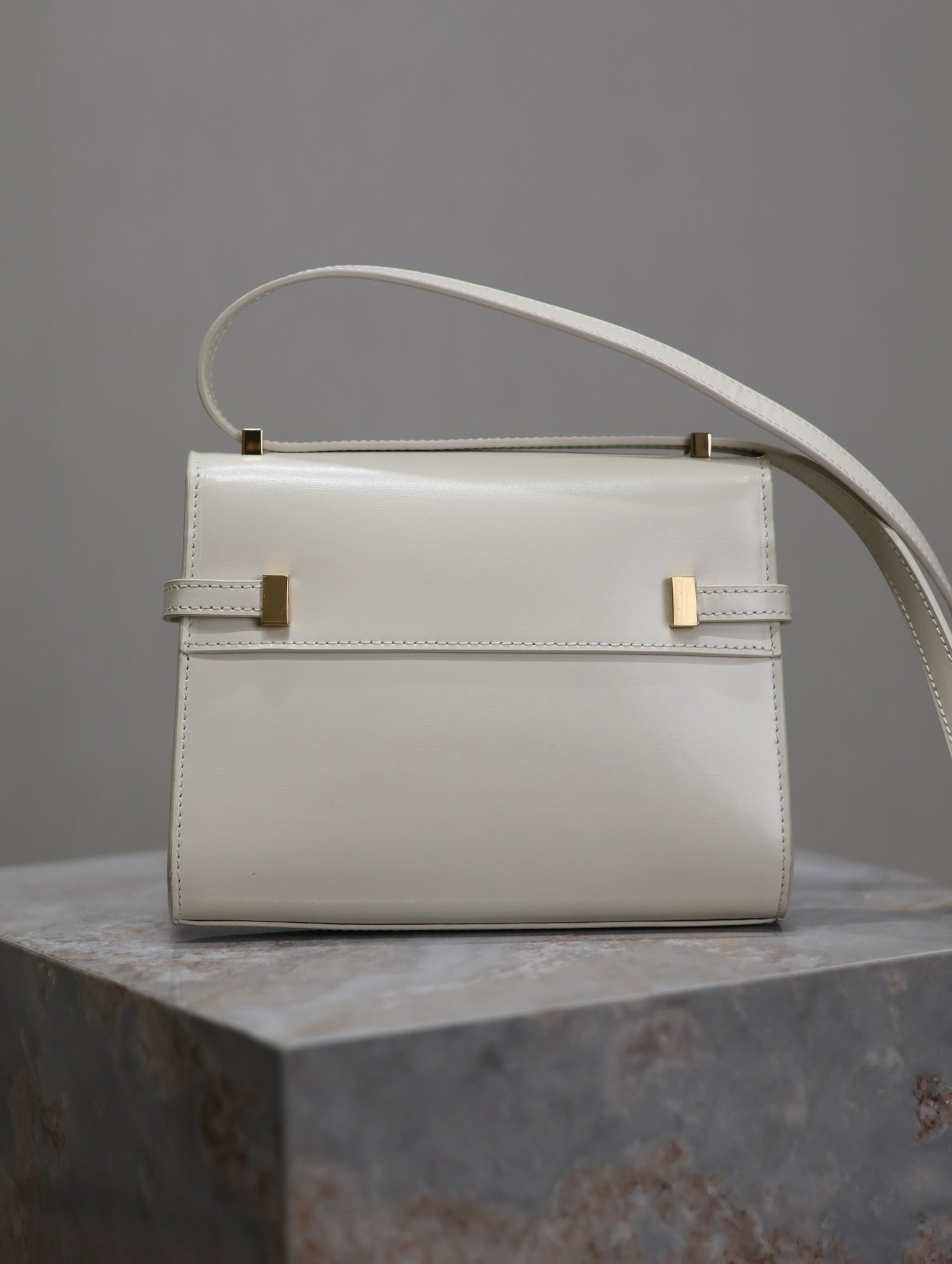 YSL 25S MINI MANHATTAN 19 IN BLANC  CALFSKIN GOLD HARDWARE