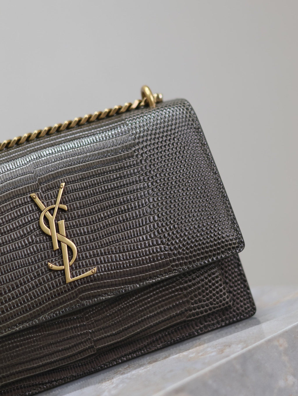 YSL 25S SUNSET MEDIUM 22 IN BROWN LIZARD-EMBOSSED CALFSKIN GOLD HARDWARE