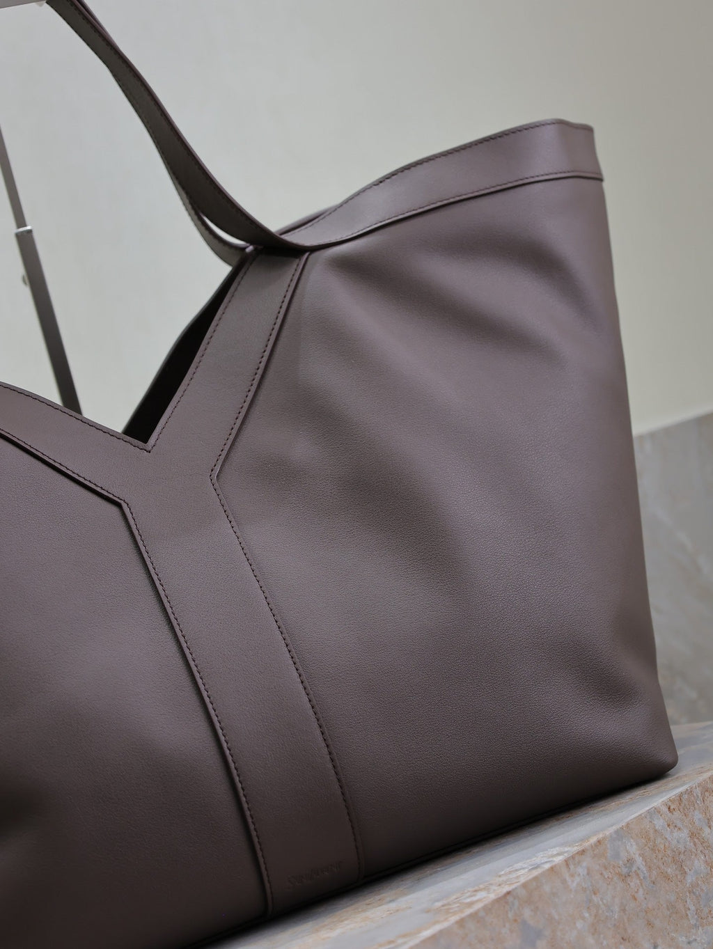 TOTE BAG 50 IN BRUNETTE BROWN CALFSKIN