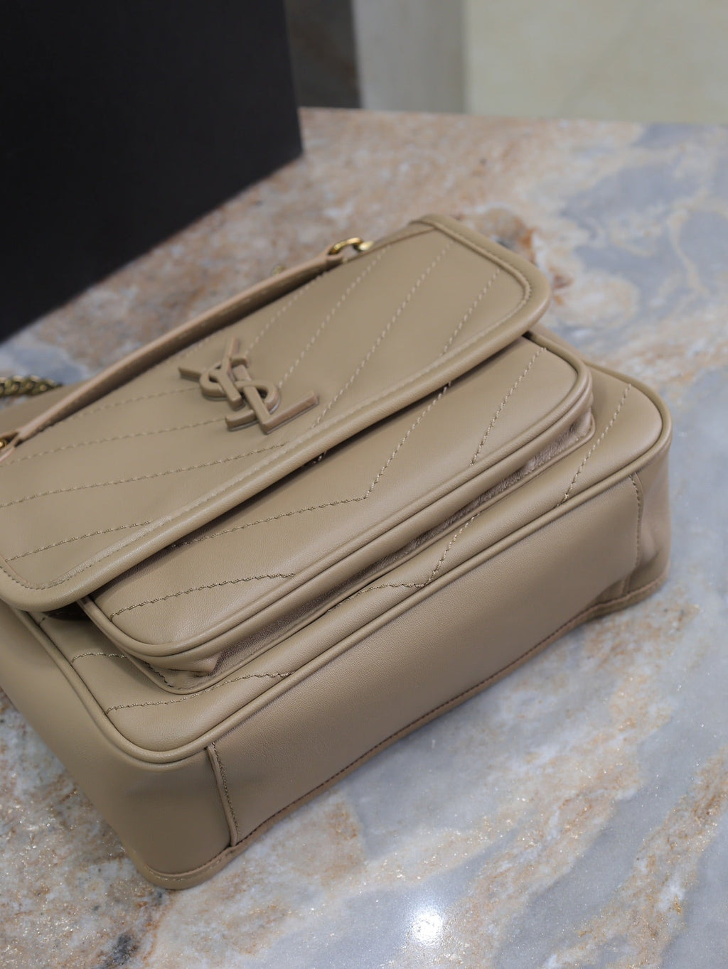NIKI BABY 22 IN LIGHT BROWN LAMBSKIN COPPER CHAIN